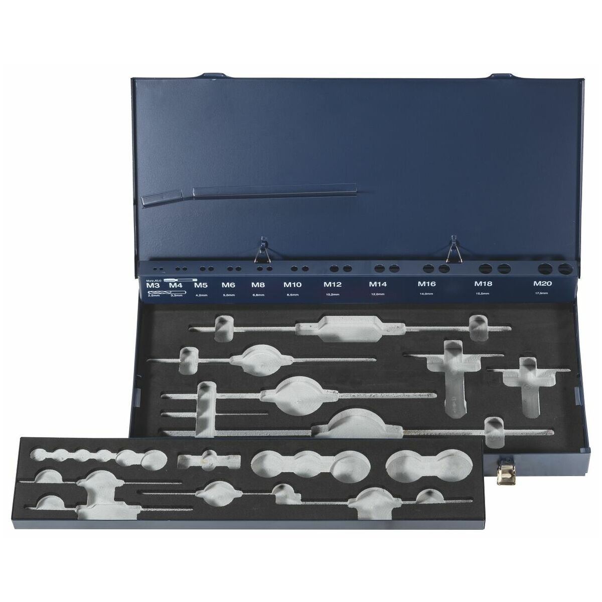 Plåtlåda tomför sats med gängverktyg för fingängor