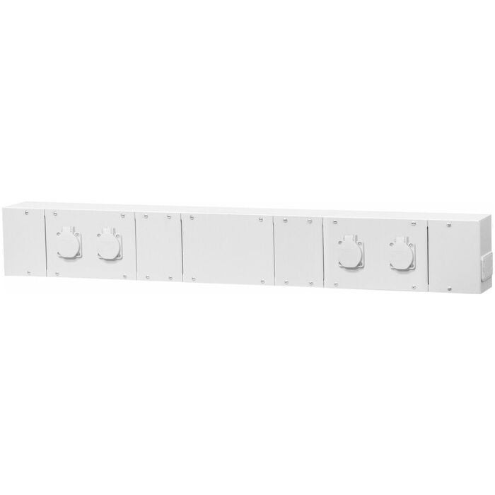Mediaskena med 4 uttag 250 V 1000