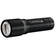 LED-ficklampa med batterier P7