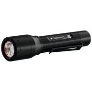 LED-ficklampa med batterier P5