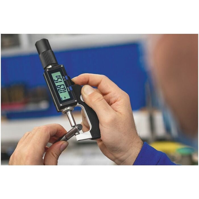 Digital mikrometer med icke roterande spindel, 30 mm mätsträcka Kapslingsklass IP65 50-80 mm